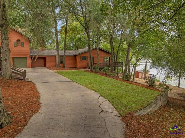 115 S Lake Drive, Perry, GA 31069