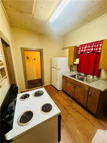 112 Cemetery Street, Kingston, GA 30145