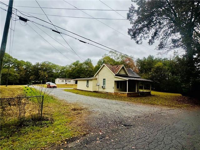 112 Cemetery Street, Kingston, GA 30145
