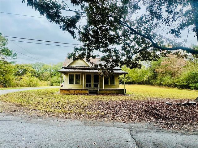 112 Cemetery Street, Kingston, GA 30145
