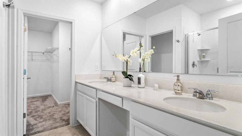 Image 14 of property listing at 5676 FICUS AUREA STREET, Kissimmee, FL 34758