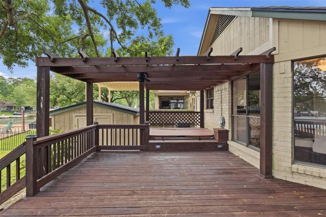 5046 Pleasure Lake Drive, Willis, TX 77318