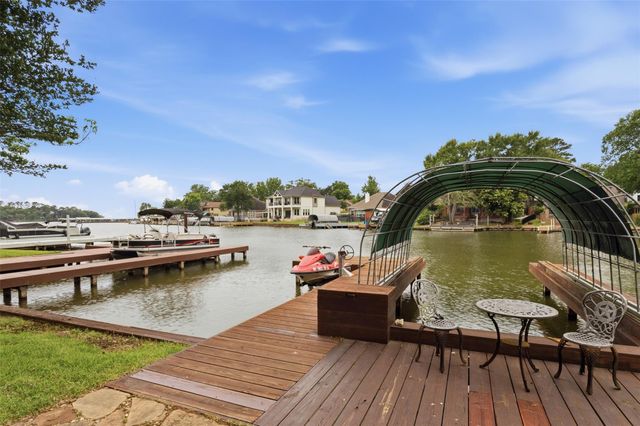 5046 Pleasure Lake Drive, Willis, TX 77318
