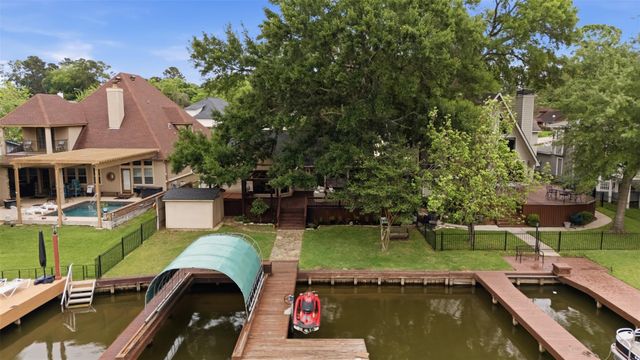 5046 Pleasure Lake Drive, Willis, TX 77318