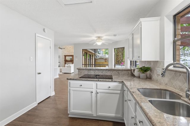 5046 Pleasure Lake Drive, Willis, TX 77318