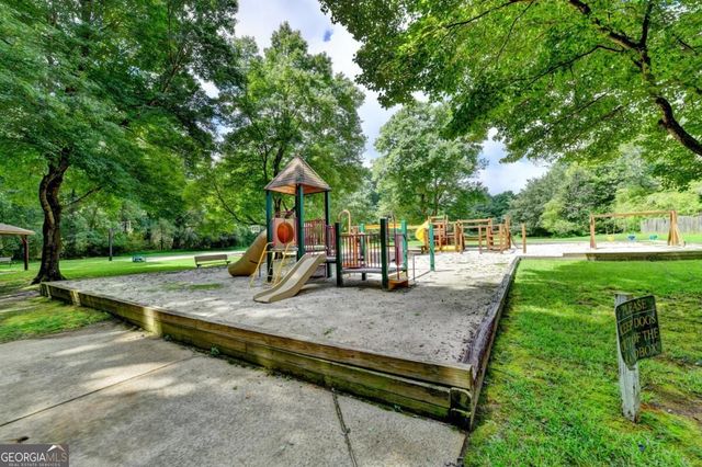 10525 Willow Meadow Circle, Johns Creek, GA 30022