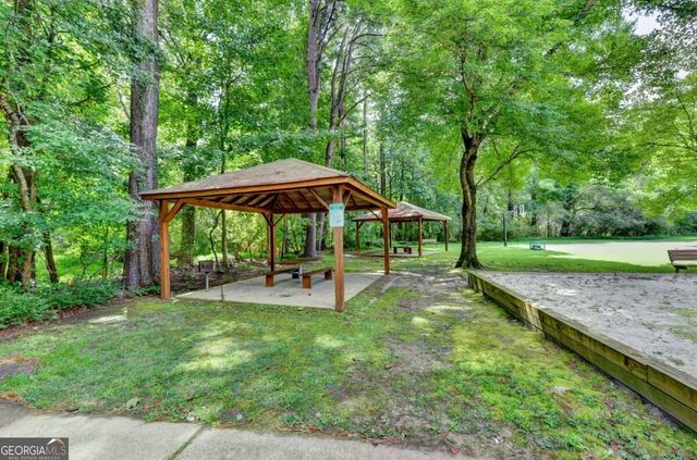 10525 Willow Meadow Circle, Johns Creek, GA 30022