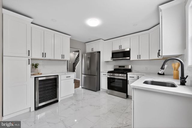 138 COUNTRY CLUB RD, Pine Hill, NJ 08021