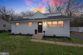 138 COUNTRY CLUB RD, Pine Hill, NJ 08021