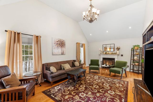 23 Camp Lee Road, Epping, NH 03042