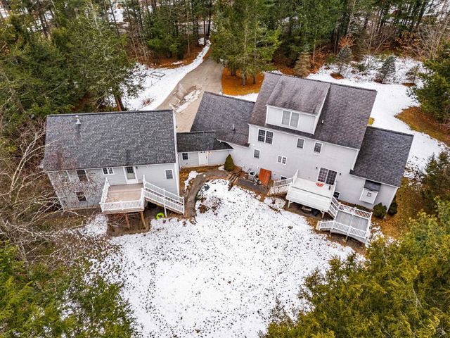 23 Camp Lee Road, Epping, NH 03042