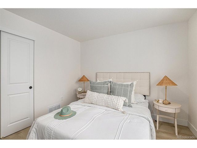 3211 N Steele St, Denver, CO 80205