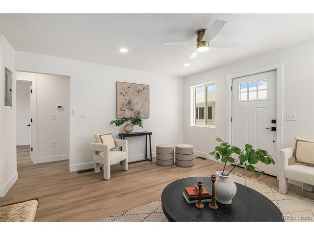 3211 N Steele St, Denver, CO 80205