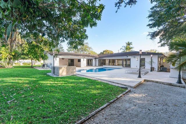 8363 SW 98th St, Miami, FL 33156