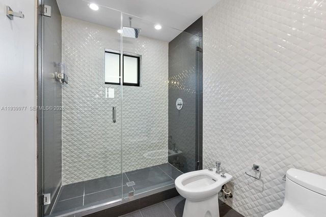 8363 SW 98th St, Miami, FL 33156