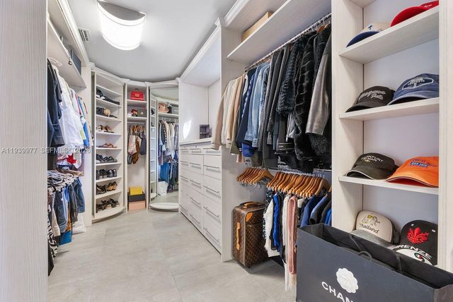 8363 SW 98th St, Miami, FL 33156