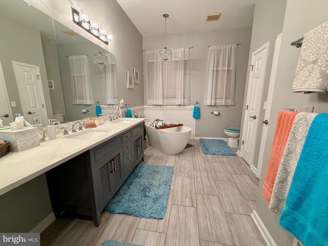 5 GOLF VIEW DR, Little Egg Harbor Twp, NJ 08087