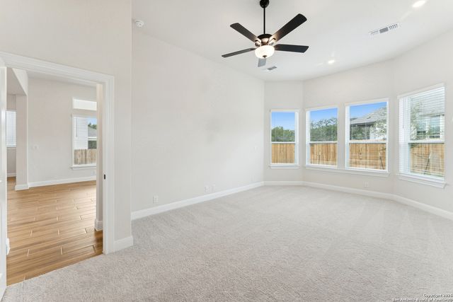 11737 Hackford, San Antonio, TX 78254