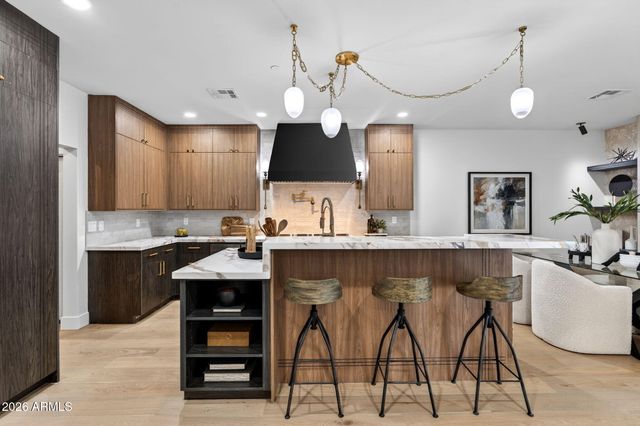 8220 E APPALOOSA Trail, Scottsdale, AZ 85258