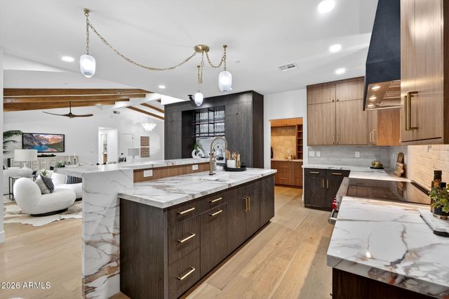 8220 E APPALOOSA Trail, Scottsdale, AZ 85258