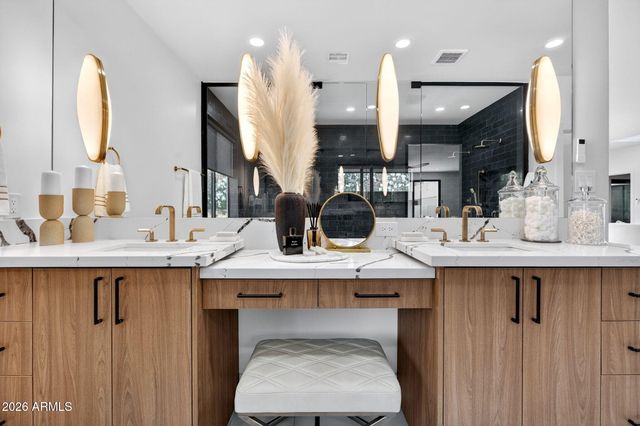 8220 E APPALOOSA Trail, Scottsdale, AZ 85258