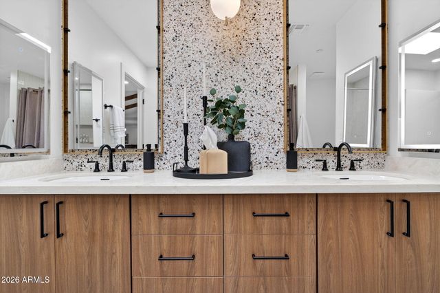 8220 E APPALOOSA Trail, Scottsdale, AZ 85258