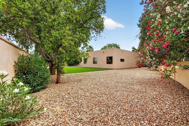 8220 E APPALOOSA Trail, Scottsdale, AZ 85258