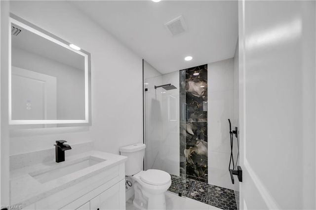 867 Chicago ST, Lehigh Acres, FL 33974