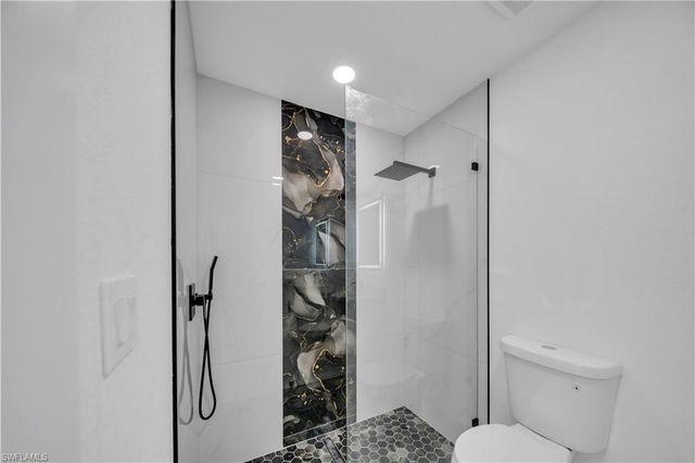 867 Chicago ST, Lehigh Acres, FL 33974