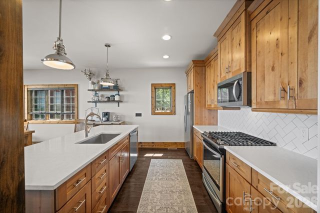 23 Eagle Park Circle, Banner Elk, NC 28604