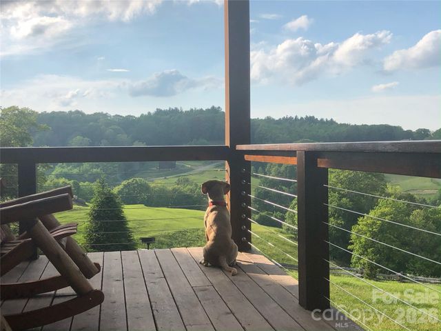 23 Eagle Park Circle, Banner Elk, NC 28604