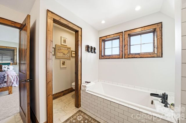23 Eagle Park Circle, Banner Elk, NC 28604