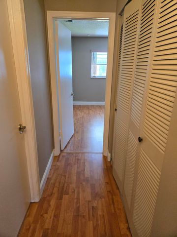 1076 NW 85TH A72, Plantation, FL 33322
