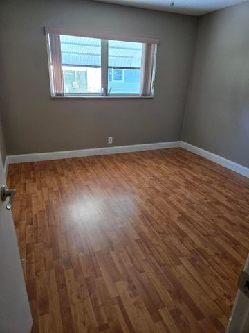 1076 NW 85TH A72, Plantation, FL 33322