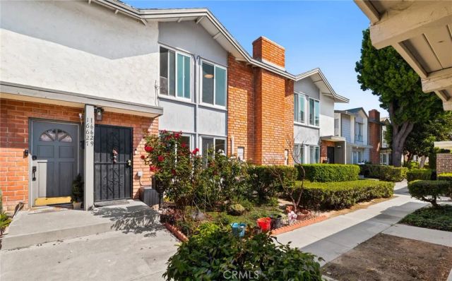 16629 Montego Way, Tustin, CA 92780