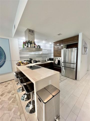 1100 Biscayne Blvd 5804, Miami, FL 33132