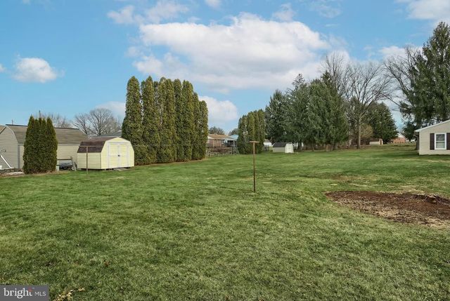 2510 REDWOOD RD, Dover, PA 17315