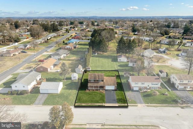 2510 REDWOOD RD, Dover, PA 17315