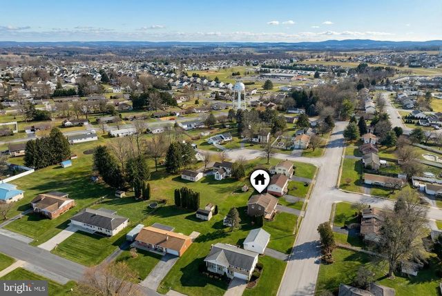 2510 REDWOOD RD, Dover, PA 17315