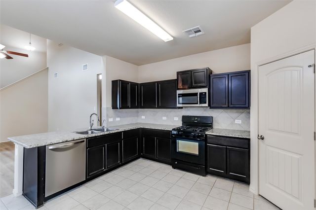 125 Wedgewood WAY, San Marcos, TX 78666