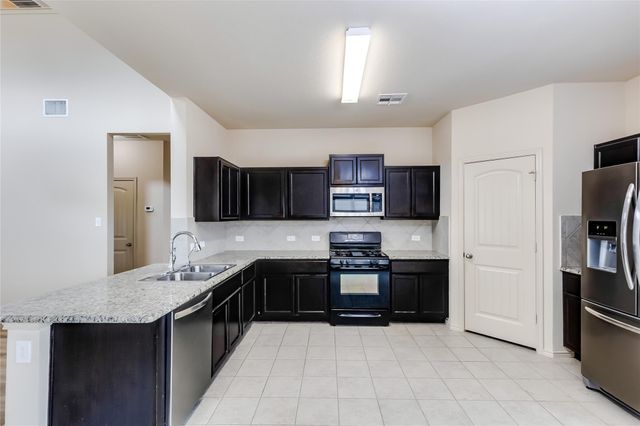 125 Wedgewood WAY, San Marcos, TX 78666