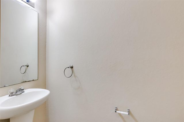 125 Wedgewood WAY, San Marcos, TX 78666