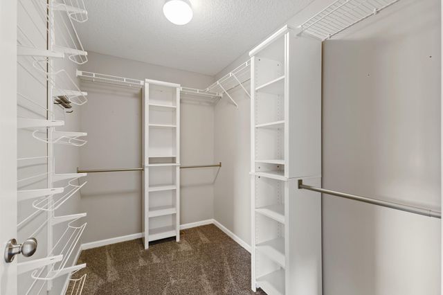 4824 Red Oak Lane, Minnetrista, MN 55364