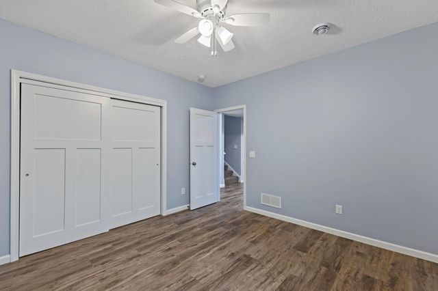 4824 Red Oak Lane, Minnetrista, MN 55364