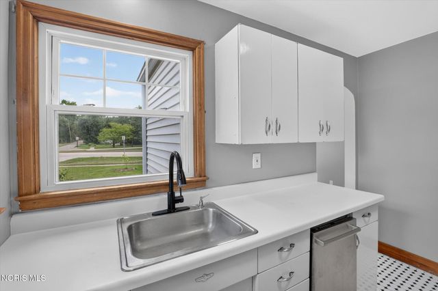 414 Findlay Street, Perrysburg, OH 43551