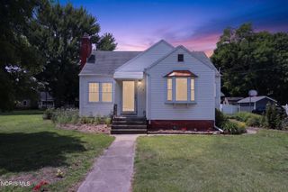 414 Findlay Street, Perrysburg, OH 43551