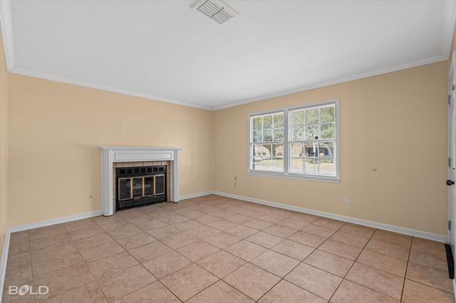 2710 Higgins Street, Shreveport, LA 71104