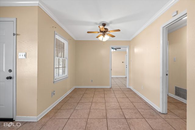 2710 Higgins Street, Shreveport, LA 71104