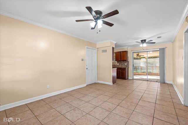 2710 Higgins Street, Shreveport, LA 71104