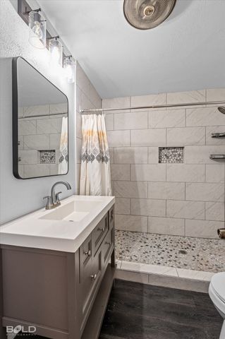 2710 Higgins Street, Shreveport, LA 71104